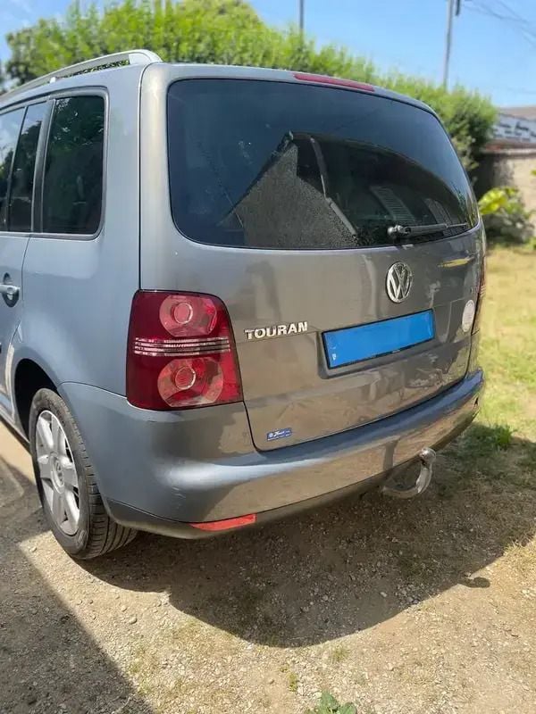 Image 2/4