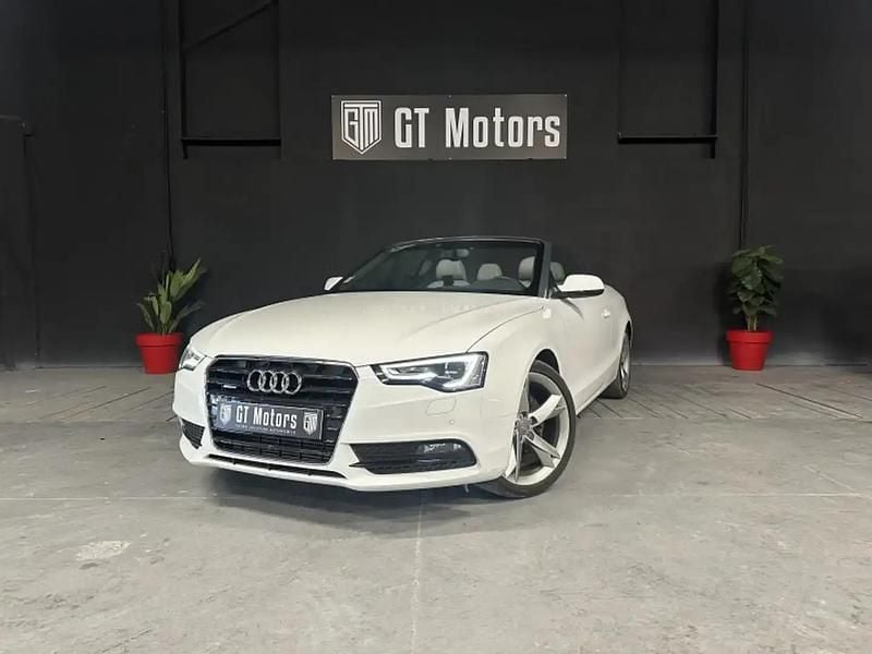 Blanc Utilisé 2012 Audi Cabriolet Cabriolet | 16 900 € - Image 1/4