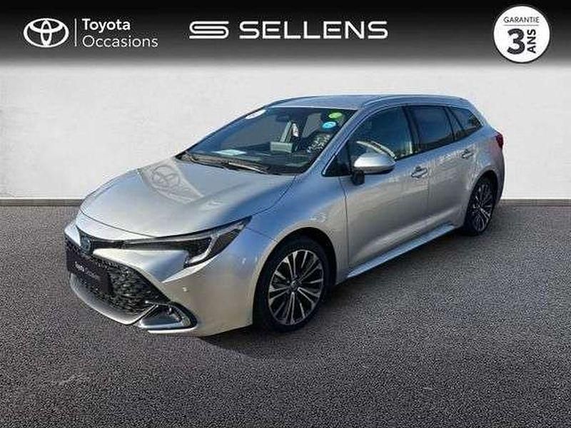 Utilisé 2024 Toyota Corolla Design | 29 880 € (Prix juste) - Image 1/1