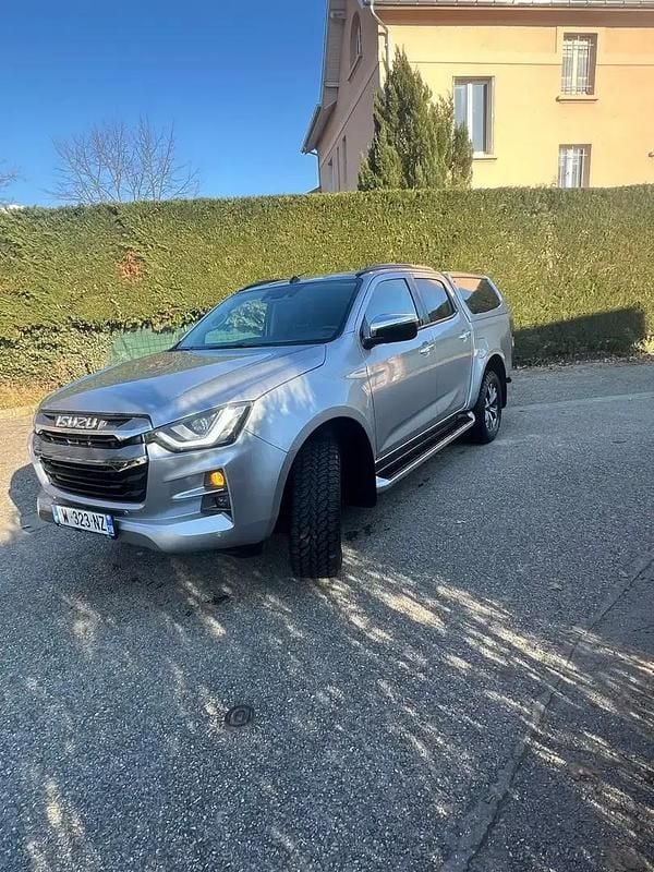 Occasion 2024 Isuzu D-Max SUV | 34 500 € (Prix juste) - Image 1/4
