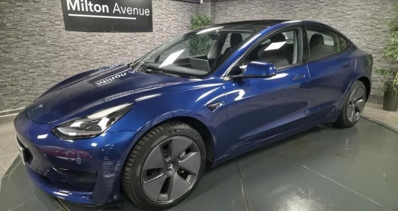Bleu Occasion 2021 Tesla Model 3 Standard Range Berline | 24 990 € (Bon prix) - Image 1/4