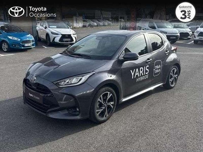 Utilisé 2025 Toyota Yaris Hybrid Design Berline | 24 880 € (Prix assez cher) - Image 1/1