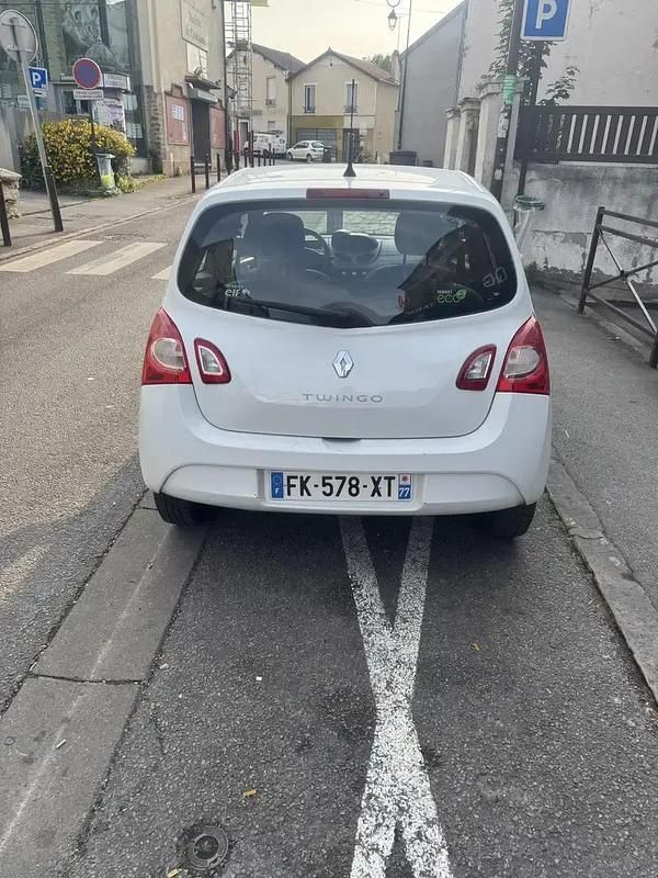 Utilisé 2012 Renault Twingo Authentique Citadine | 3 000 € (Super prix) - Image 1/4