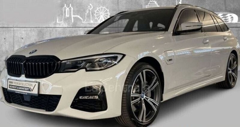 Blanc metal Utilisé 2022 BMW 330e M Sport Break | 39 990 € (Super prix) - Image 1/4