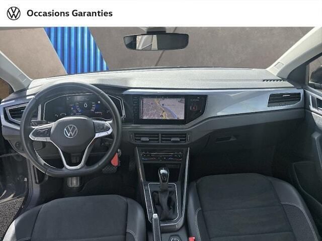 Image 3/4