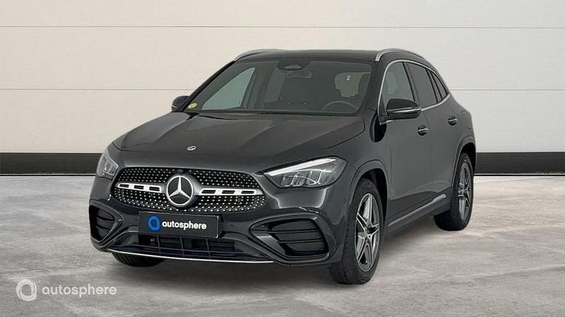 Noir Nouvelle 2024 Mercedes GLA200 AMG line SUV | 45 990 € (Super prix) - Image 1/4