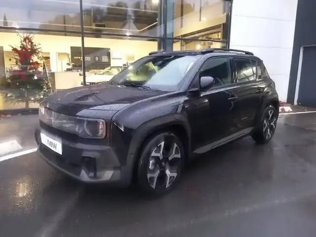 Noir etoile Nouvelle 2025 Renault 4 E-Tech SUV | 34 990 € (Prix juste) - Image 1/4