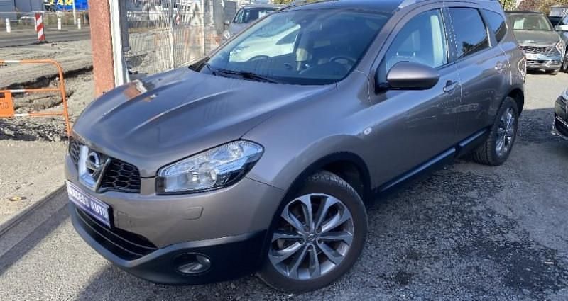 Utilisé 2010 Nissan Qashqai +2 Tekna SUV | 8 990 € - Image 1/4