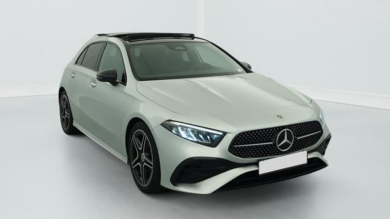 Utilisé 2023 Mercedes A200 AMG line Berline | 32 620 € (Prix juste) - Image 1/4