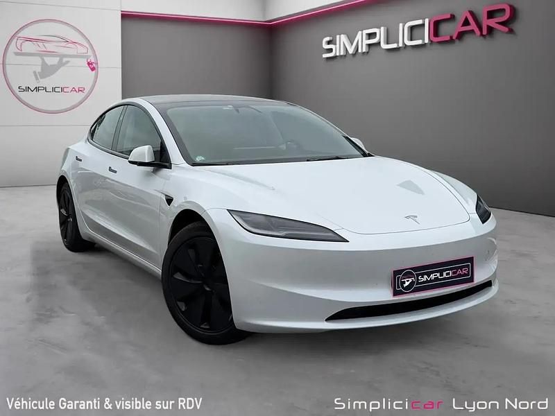 Blanc Occasion 2023 Tesla Model 3 RWD Berline | 33 580 € (Prix juste) - Image 1/4