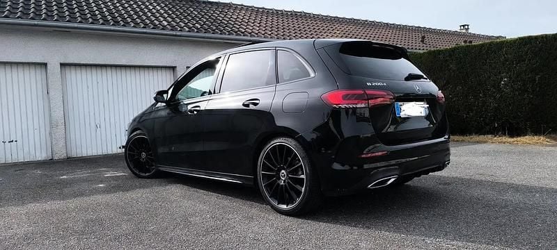 Occasion Mercedes B200 AMG line 150 ch (110 kW) 2019 Noir Monospace
