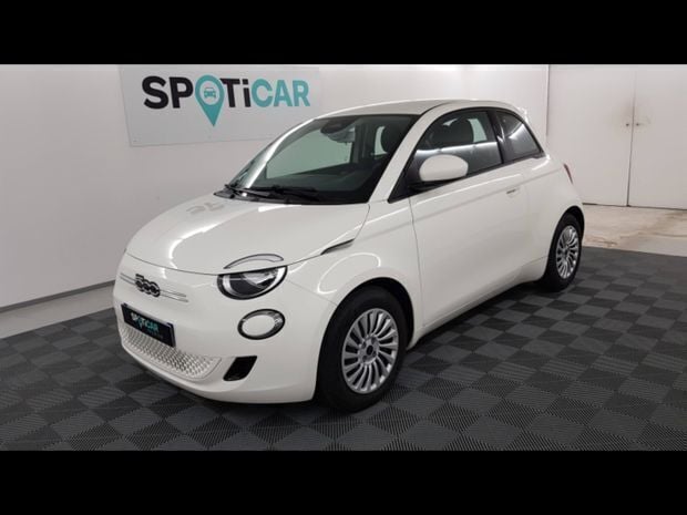 Blanc Utilisé 2022 Fiat 500e Action Citadine | 13 990 € (Prix juste) - Image 1/4
