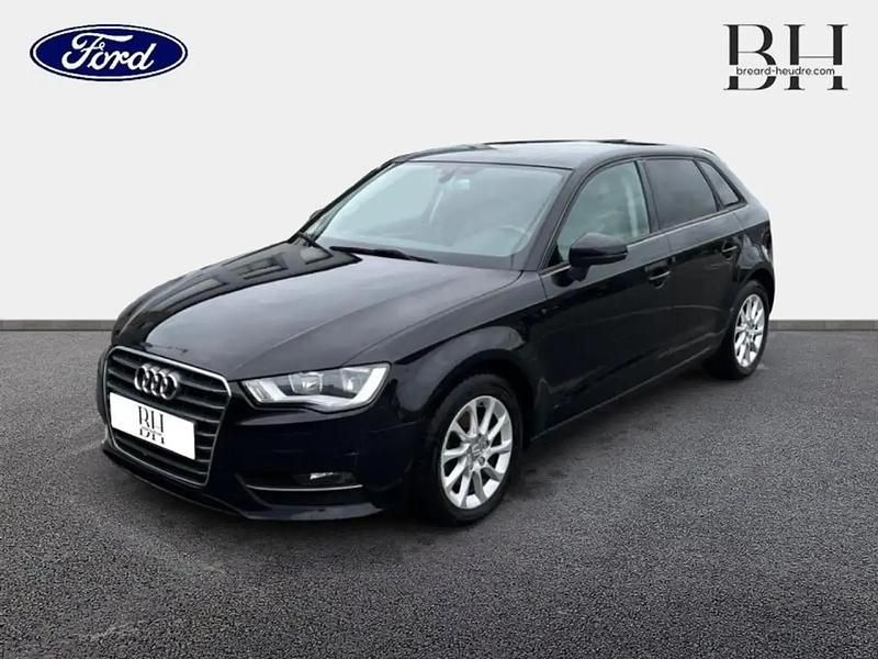 Noir Utilisé 2016 Audi A3 Business Berline | 12 990 € (Prix assez cher) - Image 1/4