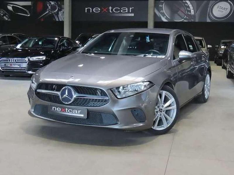 Occasion Mercedes A180 116 ch (85 kW) 2018 Gris Berline