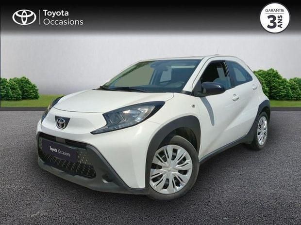 Blanc Utilisé 2022 Toyota Aygo Citadine | 13 990 € (Prix juste) - Image 1/4