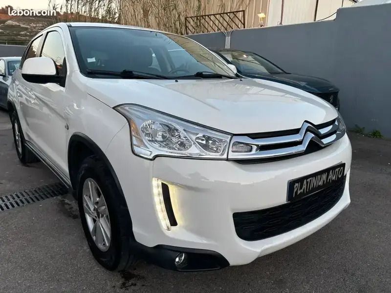 Blanc Utilisé 2013 Citroën C4 Aircross Exclusive SUV | 7 990 € (Prix juste) - Image 1/4
