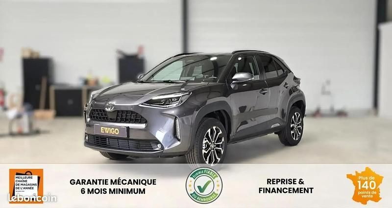 Gris Nouvelle 2025 Toyota Yaris Hybrid Design Citadine | 27 890 € (Prix juste) - Image 1/4