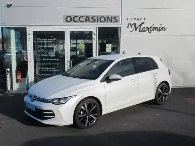 Blanc Occasion 2025 VW Golf Berline | 25 990 € (Bon prix) - Image 1/4