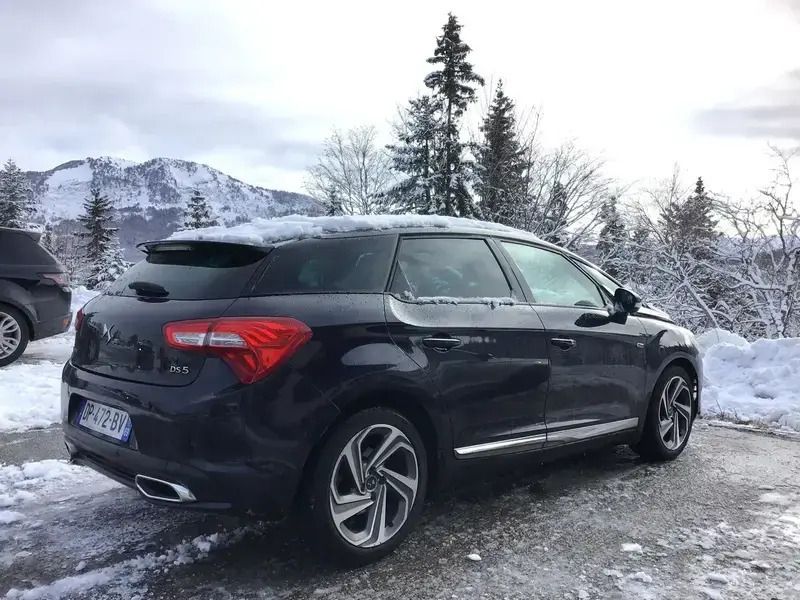 Bleu Utilisé 2015 DS Automobiles DS5 Citadine | 11 200 € (Prix assez cher) - Image 1/4