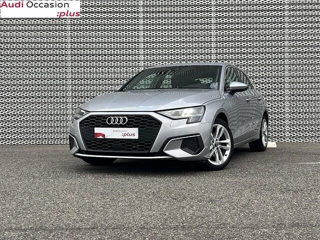 Argent fleuret métallisé Utilisé 2022 Audi A3 Design | 25 490 € (Bon prix) - Image 1/4