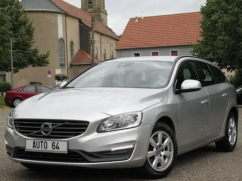 Gris Utilisé 2018 Volvo V60 Break | 11 990 € - Image 1/4