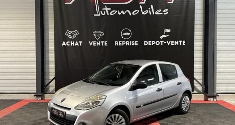 Utilisé 2011 Renault Clio II Authentique Citadine | 3 490 € (Prix juste) - Image 1/4
