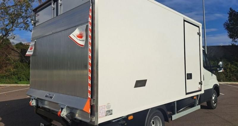 Nouvelle Iveco Daily 160 ch (117 kW) 2025