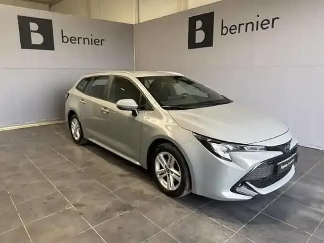 Gris manhattan métallisé Utilisé 2022 Toyota Corolla Business Edition Break | 23 980 € - Image 1/4