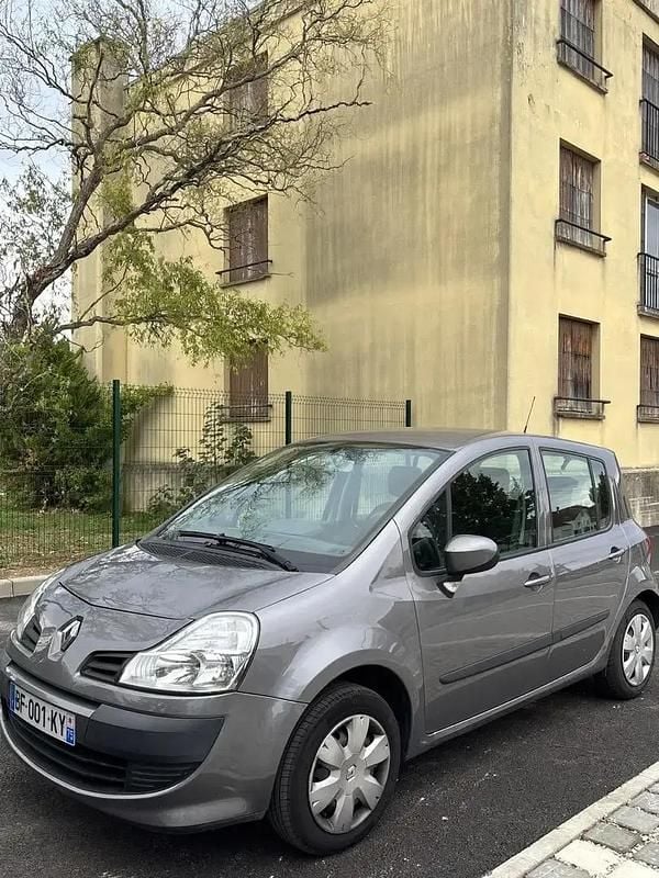 Utilisé 2010 Renault Modus Expression Monospace | 7 000 € - Image 1/4