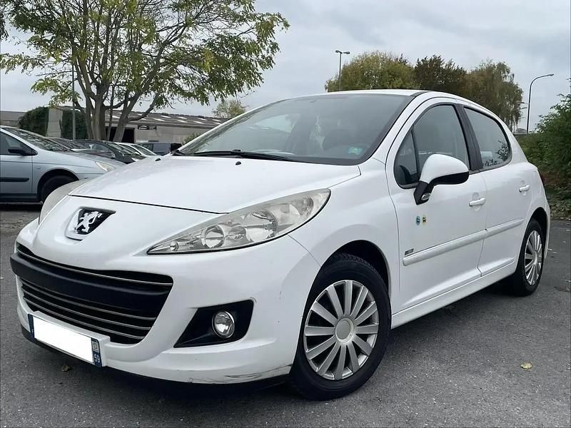 Utilisé 2011 Peugeot 207 Berline | 3 990 € (Bon prix) - Image 1/4