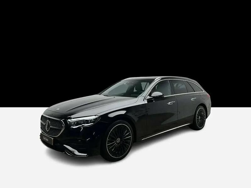 Noir Utilisé 2024 Mercedes E300 Break | 74 553 € - Image 1/4