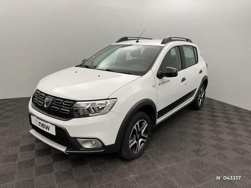 Blanc Utilisé 2020 Dacia Sandero Stepway Citadine | 13 990 € (Prix juste) - Image 1/4