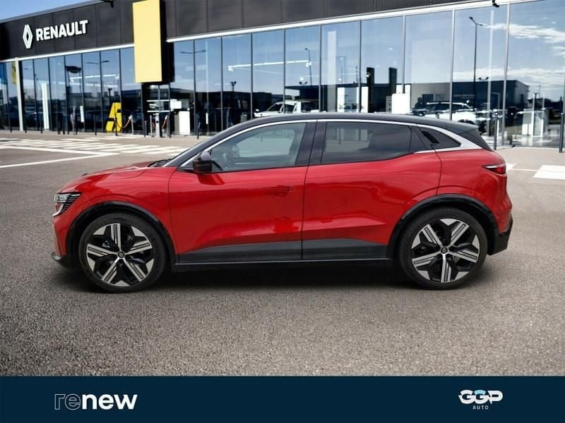 Occasion Renault Megane E-Tech Iconic 161 kW (220 ch) 2022 Rouge Berline