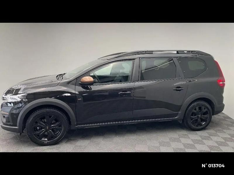 Occasion Dacia Jogger Expression 140 ch (102 kW) 2023 Noir Monospace