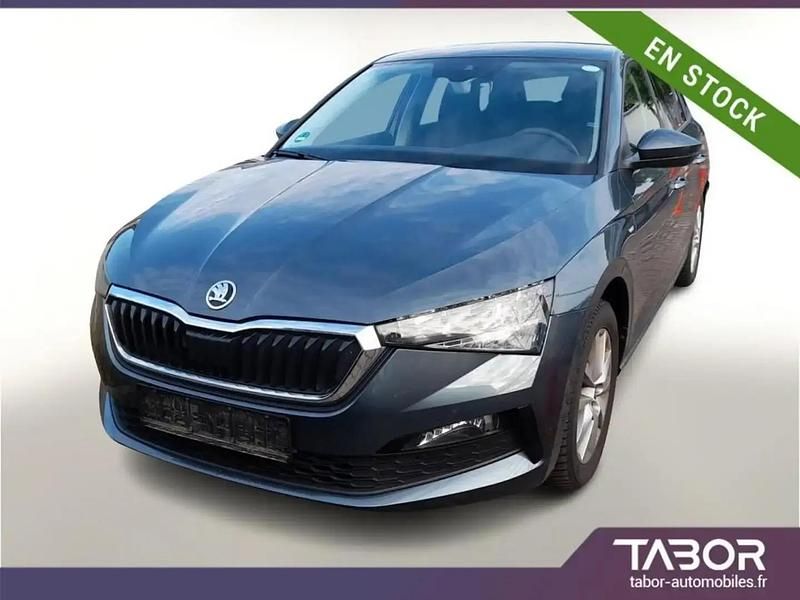 Gris Utilisé 2020 Skoda Scala Drive Citadine | 16 988 € (Prix assez cher) - Image 1/4
