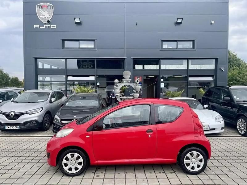 Rouge Occasion 2010 Peugeot 107 Citadine | 3 990 € - Image 1/4