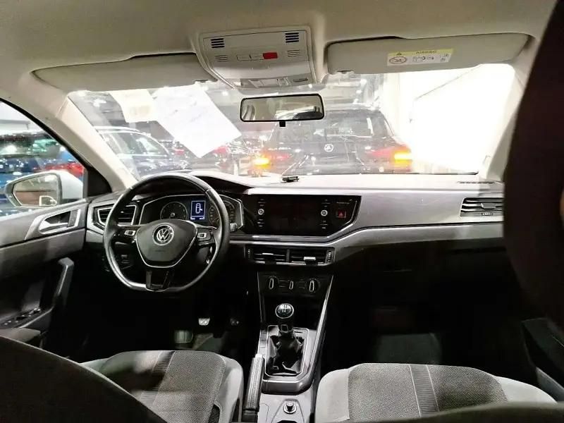 Image 2/4