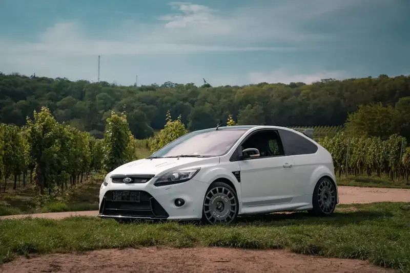 Utilisé 2010 Ford Focus RS Berline | 27 900 € (Bon prix) - Image 1/4