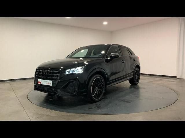 Noir mythe métallisé Utilisé 2024 Audi Q2 S-Line SUV | 32 299 € (Prix assez cher) - Image 1/4