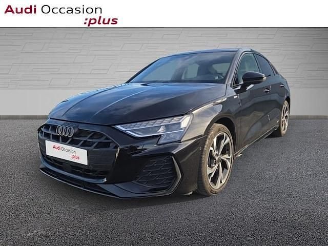 Noir mythique métallisé Occasion 2025 Audi A3 S-Line Berline | 38 990 € (Prix juste) - Image 1/4