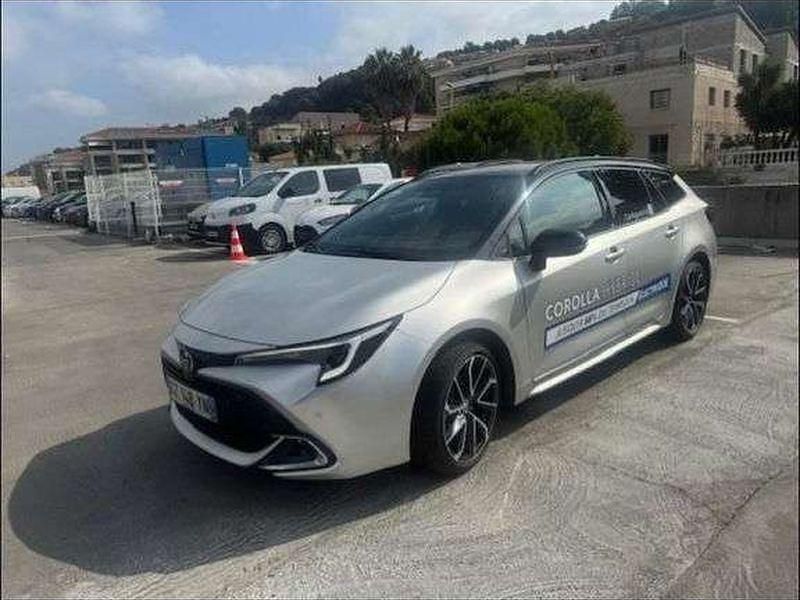 Utilisé 2024 Toyota Corolla | 34 990 € (Prix cher) - Image 1/1