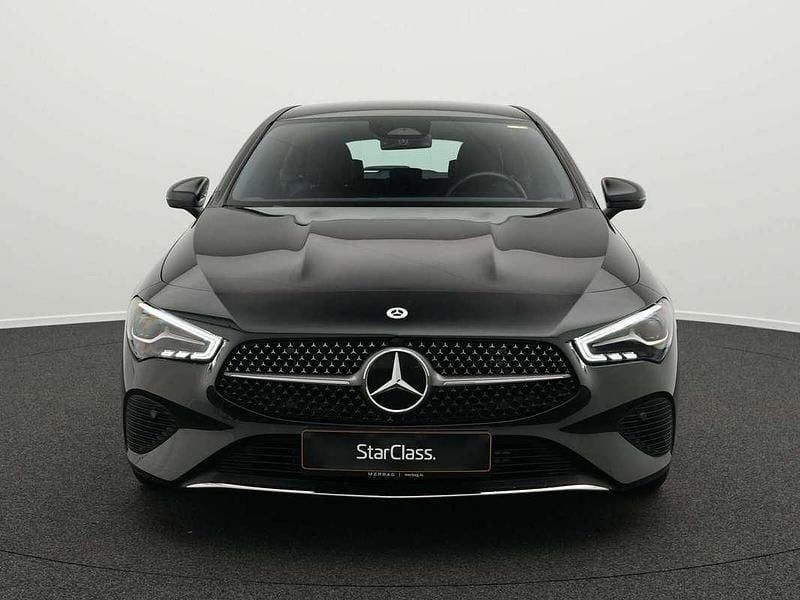 Occasion Mercedes CLA200 Shooting Brake Progressive 150 ch (110 kW) 2024 Noir Break