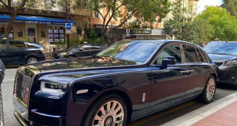 Utilisé 2019 Rolls Royce Phantom Berline | 434 900 € - Image 1/4