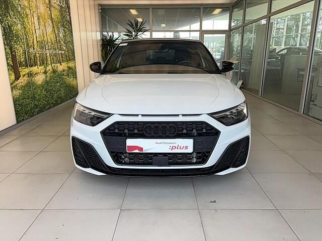 Occasion Audi A1 Sportback S-Line 110 ch (80 kW) 2024 Blanc glacier métallisé Citadine