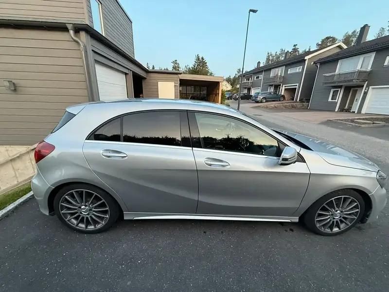Utilisé 2017 Mercedes A180 Sport Edition Berline | 16 400 € (Bon prix) - Image 1/4
