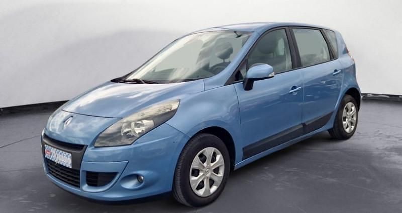 Utilisé 2009 Renault Scénic III Authentique Monospace | 4 590 € - Image 1/4