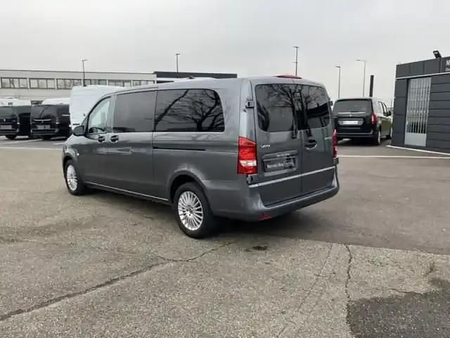 Occasion Mercedes Vito 2022 Gris foncé Van