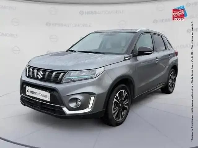 Gris Occasion 2022 Suzuki Vitara Style SUV | 20 999 € (Bon prix) - Image 1/4