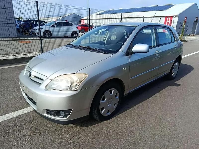Beige Utilisé 2005 Toyota Corolla Luna Berline | 3 200 € - Image 1/4