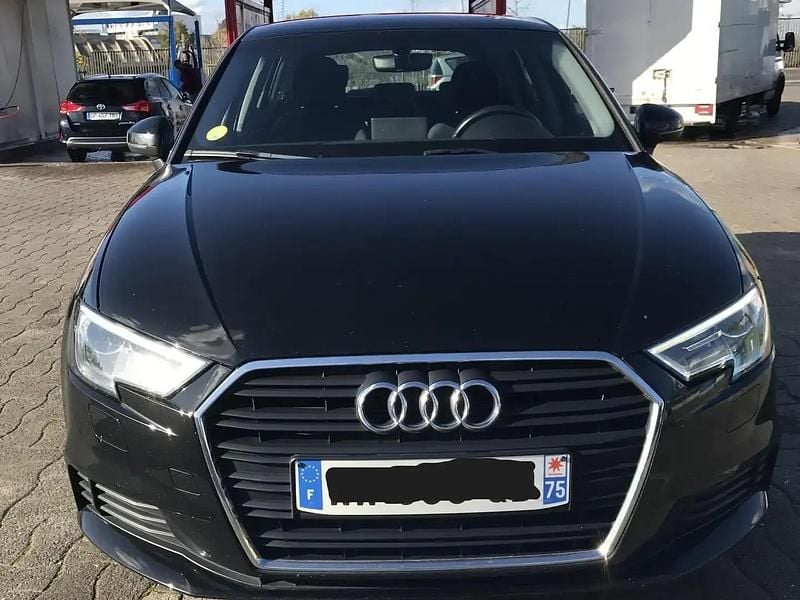 Noir Utilisé 2020 Audi A3 Sport Berline | 17 200 € (Super prix) - Image 1/4